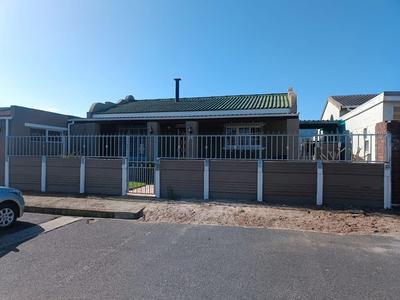 House For Rent in Lotus River, Cape Town