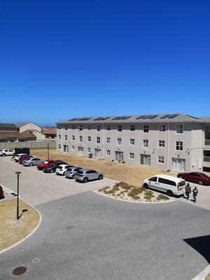Apartment / Flat For Sale in Costa Da Gama, Cape Town